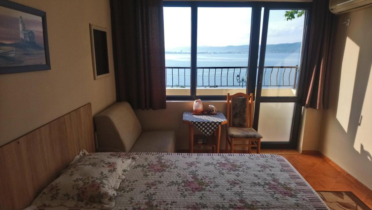Guest House Tony ネセバル エクステリア 写真