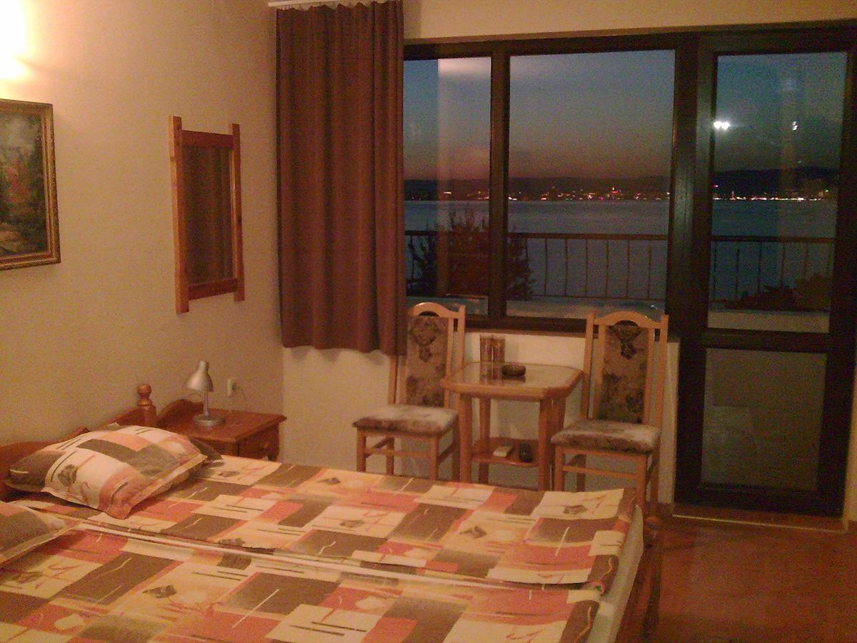 Guest House Tony ネセバル エクステリア 写真